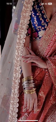 Bangladeshi Wedding, Embroidered Blouses, Bengali Bride, Dresses Traditional, Indian Look, Saree Blouse Patterns, Indian Dresses Traditional, Designer Saree Blouse Patterns, Creative Embroidery