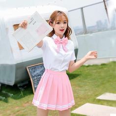 White Shirt Pink Skirt, Student Style, Skirt Bow, Pullovers Outfit, Pleated Skirts, Beauty Studio, Skirt White, Student Fashion