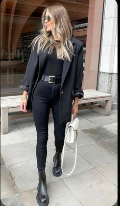 Winter Fashion Outfits Casual, Outfit Chic, Business Casual Outfits For Work, Meryl Streep, Casual Work Outfits, Looks Chic, 가을 패션, Work Outfits Women, Autumn Outfit