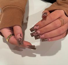 Brown Acrylic Nails, Grunge Nails, Casual Nails, Fall Acrylic Nails, Short Square Acrylic Nails, Vacation Nails, Acrylic Nails Coffin Short, Brown Nails, Square Acrylic Nails