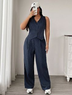 Conjunto informal de verano de talla grande con chaleco y pantalones a rayas Azul Marino Casual    Liso,A rayas  No-Elástico  Women Plus Clothing, size features are:Bust: ,Length: ,Sleeve Length: Plus Size Suit, Plus Size Summer Casual, Vest And Pants, Striped Vest, Satin Pj Set, Striped Vests, Pants Suit, Plus Size Summer, Casual Stripes