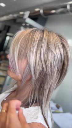 Hair Styles For Women Over 50 With Bangs, Shaggy Bob With Bangs, Short Copper Hair, Women Over 50 With Bangs, Over 50 With Bangs, Styles For Women Over 50, Rocker Hair, Haircuts For Medium Length Hair, Layered Haircuts For Medium Hair