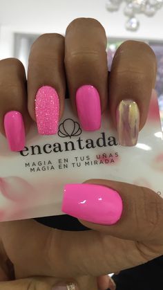 Pink Sparkle Nails, Fancy Nail Art, Summer Gel Nails, Manicure Nail Designs, Diy Acrylic Nails, Pink Nail Art, Sparkle Nails, Acrylic Nails Coffin Short, Short Acrylic Nails Designs