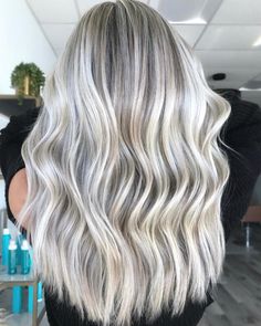 Cool Blonde Highlights With Shadow Root, Blended Balayage, Balayage Hair Ideas, Gray Blonde, Blonde Balayage Hair, Balayage Hair Color Ideas, Blonde Highlights On Dark Hair