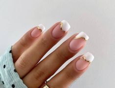 Cool White Nails, White Nails Polish, Acrylic Nails For Summer, Short French Tip, Short French Tip Nails, Nails For Summer, Short French, Tip Nails