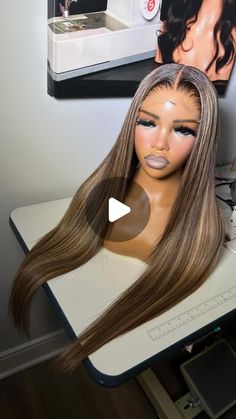 ONLY ACCT // WIG MAKER & INSTRUCTOR on Instagram: "Sometimes all you need is a deconstruction reconstruction 😍!!"