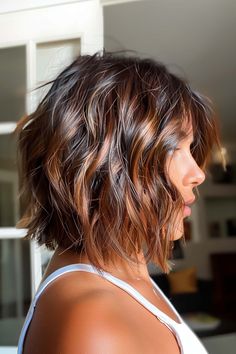 16 Best Short Hair with Highlights for 2024 Short Bob Hair Colors, Short Brown Hair With Highlights, Short Dark Brown Hair, Unnatural Hair Color, Bob Hair Color, Short Spiky Hairstyles, Dark Brunette Hair