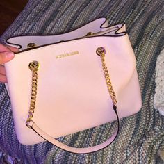 Used Only Twice. In Perfect Condition! Originally $485 Bags Michael Kors, Pink Purse, Michael Kors Jet Set, Michael Kors Bag, Shoulder Bags, Bag Lady, Michael Kors, Purse, Shoulder Bag