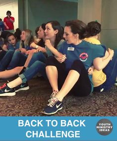 Classic quick game or team building “back to back” challenge. Youth Ministry Ideas and Games. Indoor Group Games, Building Games For Kids, Group Games For Kids, Summer Camp Games, Youth Game