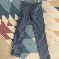 Climbing Pants Sz 6 Blue/Gray. Never Worn. Blue Cotton Pants For Outdoor Activities, Blue Cotton Bottoms For Outdoor Activities, Casual Blue Hiking Pants, Casual Blue Hiking Bottoms, Casual Climbing Pants With Pockets, Climbing Pants, Patagonia Womens, Blue Gray, Patagonia