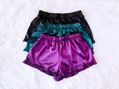 LISTING IS FOR A PACK OF 3 Gorgeous, silky soft satin adult pajama shorts that are perfect all year round! A perfect pair to wear while lounging around the house. Great for birthday gifts, Christmas gifts, Valentine's Day, or even Bridal parties! Comes with a stretchy elastic waistband for a comfort. Cute ruffle trim finishes off the shorts. 100% Satin If interested in only one satin pj short, you can purchase here: https://www.etsy.com/listing/1168950451/loungewear-satin-ruffle-trim-shorts?clic Short Satin, Pyjama Satin, Holiday Photoshoot, Women Sleepwear, Adult Pajamas, Cute Pajama Sets, Pj Shorts, Satin Shorts, Bridal Parties