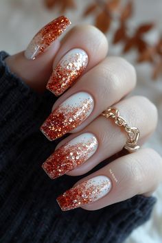 Seasonal Gel Nails, Fall Nails With Gold Glitter, Fall Nail Designs Sparkle, Nail Art Designs November, Fall Inspired Nail Designs, Classy Nails With Designs, Nail Ideas Fall Autumn, Sparkle Halloween Nails, Simple Glitter Nail Designs