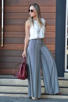 pantalona com t shirt - Google Search Marlene Hose, Estilo Hijab, Wide Legged Pants, Fashion Mode, Stylish Dresses, Hijab Fashion, Fashion Pants