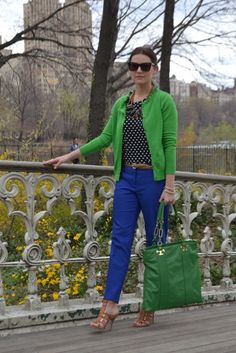 Green Pants Outfit, Colored Pants, Green Pants, Pants Outfit