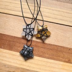 Crystal Star Macrame Necklace – TwistedMoth Made Thread Crystal Necklace, Jewelry Knots Crystal, Black Star Necklace, Therian Necklace, Crystal Necklace Diy, Star Macrame, Star Gifts, Couple Accessories, Totem Necklace