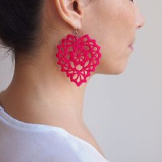 crochet pattern for gorgeous lace heart earrings from AnaDdesigns Etsy shop $3.90  I love the flattering 'reverse teardrop' shape of these earrings. I wonder if you could coat them in gold leaf to make them look like filigree. Does anyone know of any techniques for doing this?   I can't wait to get this pattern and make my own pair as well as a few more for Christmas gifts.   #affiliate Crochet With Embroidery Thread, Crochet Necklace Pattern, Crochet Jewelry Patterns, Crochet Earrings Pattern, Lace Earrings, Lace Heart, Necklace Patterns, Crochet Bracelet, Crochet Heart