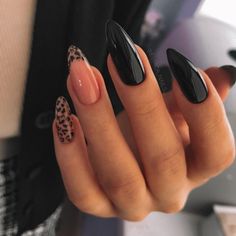 Black Leopard Print Nails, Vampy Nails, Wallpaper Fall, Sassy Nails, Print Nails, Simple Acrylic Nails, Fall Acrylic Nails