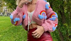 Please contact for different color! Color : Pink ! - Delivery in 1-3 days - %100 Naturel  - %100 Handmade - Worldwide Shipping! - Hand Wash  - Chunky - Cropped  - For Women Cardigan For Women,Rainbow Cardigan Handmade Rainbow Shaped Cardigan,Cloud And Rainbow Chunky Cardigan,Cropped Knit,Pink Rainbow Sweater I knit a rainbow cardigan from pink yarn.  I added rainbow colors on it.  I knitted the rainbow shaped sweater in one size.  I made it all handmade.  I added the cloud and rainbow over the p Cloud And Rainbow, Cardigan Handmade, Rainbow Cardigan, Black Knit Cardigan, Cardigan For Women, Rainbow Sweater, Cardigan Crop, Soft Cardigan, Chunky Cardigan