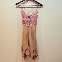 Nwt Free People Intimately Adella Slip Dress In Rose Size S But Fits M Also. Super Sexy And Cute Free People White Dress, Cable Sweater Dress, Sequin Short Dress, Knit Lace Dress, Embroidered Dress Boho, Chemise Dress, Ivory Lace Dress, Beach Mini Dress, White Boho Dress