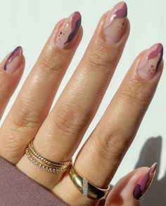 Minimalist Line Nail Art, Hippie Nails Simple, Boho Nails Simple, Boho Chic Nails, Hippie Nails Boho, Boho Nail Art, Boho Nails, Art Designs Ideas