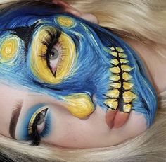 Clique no Pin e comece agora mesmo #maquiagemartistica #cursomaquiagem #cursomaquiagemartistica Drag Make-up, Creepy Halloween Makeup, Makeup Drawing, Face Paint Makeup, Face Art Makeup, Amazing Halloween Makeup, Halloween Makeup Inspiration, Dope Makeup, Minimalist Tattoos