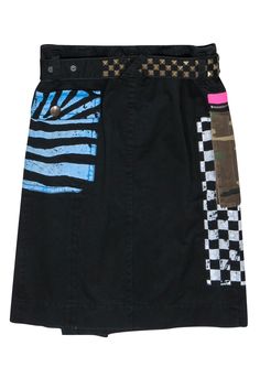 Channel your inner Avril Lavigne with this edgy skirt from Marc Jacobs! The classic midi skirt is given a punk rock makeover with a quirky patchwork design and funky studded belt. Perfect for your next concert! Pair with a band tee and combat boots for a grunge glam look that'll have you ready for head-banging and crowd surfing! Size 8 100% Cotton Front quarter button-up closure w/ clasp at waist Unlined Faux wrap, midi silhouette Zippered pocket on front right side of waist Flap pocket on left Trendy Black Skirt With Patchwork, Black Mini Cargo Skirt For Streetwear, Punk Style Cotton Skirt For Streetwear, Punk Cotton Skirt For Streetwear, Edgy Black Cargo Skirt For Spring, Black Cotton Patchwork Skirt, Black Patchwork Cotton Skirt, Edgy Black Summer Cargo Skirt, Edgy Black Cargo Skirt For Summer