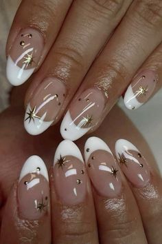 Tip Nails Designs, Tip Nail Designs, Hoco Nails, Teen Nails, French Tip Nail Designs, Classic French Manicure, Tip Nails