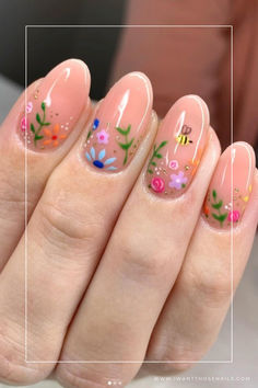 Wildflower Nails Cute Nails Biab, Floral Nails Ideas, Wild Flowers Nail Art, Wildflower Nails Acrylic, Floral Gel Nail Designs, Floral French Manicure, Short Nail Spring Designs, Cute Manicure Ideas For Short Nails, Spring Nails 2024 Short