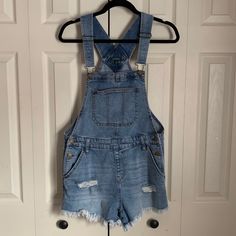 Perfect, Never Worn. Trendy Light Wash Overall Bottoms, Trendy Light Wash Overalls, Casual Blue High Rise Shortalls, Summer Overalls With Frayed Hem, Trendy Blue Overalls, Denim Overalls With Frayed Hem, Casual Frayed Hem Overalls, Wild Fable, Denim Overalls