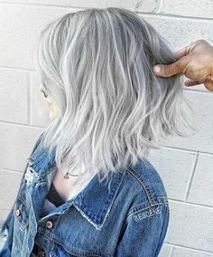 Hair Color Grey Silver, Grey Balayage, Gray Balayage, Bentuk Alis, Balayage Bob, Grey Blonde, White Highlights, Silver Grey Hair