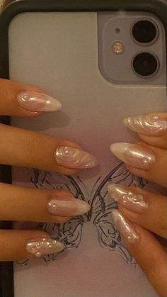 Gem White Nails, Elegant Pearl Nails, Simple But Unique Nails, Glam Bridal Nails, Simple But Pretty Nails, Neutral Gel X Nails, Neutral Formal Nails, Clear Glass Nail Designs, Dainty Acrylic Nails