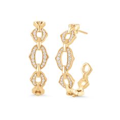 Featuring three round diamond-encrusted hoops, these 18k gold chain link earrings are sure to become a jewelry staple. They feature .38 carats worth of diamonds for lots of sparkle. Jewelry Staples, 18k Gold Chain, 18k Gold Earrings, Link Earrings, Types Of Diamonds, Diamond Chain, Fine Jewelry Designers, Exquisite Jewelry, Diamond Sizes