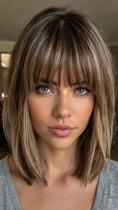 Trendy Medium-Length Hairstyles with Bangs for Layered Wavy 💁 Medium Length Haircut Straight Hair With Bangs, Best Hair Color For Thinning Hair Ideas, Partial Highlights With Bangs, Face Framing Long Bob, Different Style Bangs, Medium Length Hairstyles For Fine Hair, Face Framing Layers Fine Hair, Layered Hair With Bangs Medium, Face Framing Layers Shoulder Length