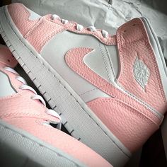 - Authentic, brand new in box. - 100% handmade to perfection.❤️ - Each pair is unique and one of a kind.🌷 - Waterproof and scratchproof.😊 Peach Jordans, Jordan 1 Pink, Jordans Men, Cute Running Shoes, Custom Air Jordan 1, Cute Casual Shoes, Cute Womens Shoes, Nike Fashion Shoes, Jordan Shoes Girls