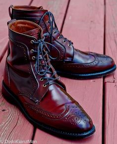 Shoes Vocabulary, Shell Cordovan Shoes, Cordovan Shoes, Mens Fashion Dressy, Elegant Boots, Grey Ankle Boots, Look Formal, Bespoke Shoes, Mens Boots Fashion