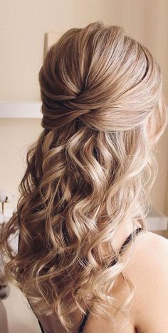 Golden Blonde Hair Color, Mother Of The Bride Hair, Simple Wedding Hairstyles, Wedding Hair Inspiration, Wedding Hair Down