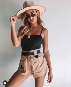 Plus Size Summer Outfits For Work, 1970s Summer Fashion, Teen Spring Outfits, Summer Outfit For Teen Girls, Safari Outfit, Safari Outfits, Classy Summer Outfits, Summertime Outfits