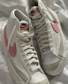 Nike Rosa, Cute Nike, Fresh Shoes, Cute Nike Shoes, Cute Nikes, Pink Nikes