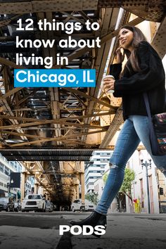 a woman is walking down the street with her handbag in her pocket and text that reads 12 things to know about living in chicago, illinois