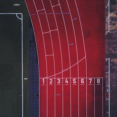 an overhead view of a track and field with numbers on the side, as well as arrows pointing in different directions