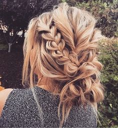 ♕ Alina's Beauty Blogg ♕ #weddinghairstyles Vlasové Trendy, Braid Hairstyle, Girl Braids, Fishtail Braid, Baked Ham, Long Blonde, Long Blonde Hair, Wedding Idea, Everyday Hairstyles