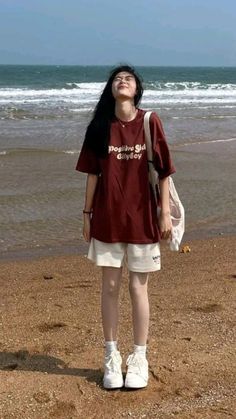 Boyish Cute Outfits, Summer Skate Outfits, Tomboy Style Summer Outfits, Beach Wear Outfits Casual, Summer Fits Korean Style, Tomboy Summer Fashion, Korean Summer Casual Outfits, Everyday Fashion Outfits 2024, Boyish Outfits Summer