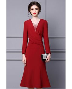 Get 10% off now! Buy elegant burgundy knee length fishtail party dress with long sleeves at cheap price online. Free stable shipping and pro custom service since 2009. Street Style Outfits Casual, Outfit Elegantes, Elegant Wedding Guest Dress, Best Wedding Guest Dresses, Working Women, Dress With Long Sleeves, Lovely Dresses, Guest Dresses, Gorgeous Dresses