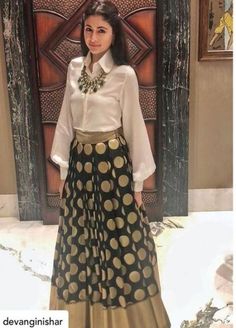 Golden Shirt With Skirt, Long Skirt And Blouse Indian, Long Indian Skirt Outfits, White Shirt And Long Skirt Outfit, Long Skirt With Shirt Party Wear, Brocade Skirt With Shirt, Shirt Skirt Outfit Indian, Shirt With Lehenga Skirt, Golden Skirt Outfit Indian