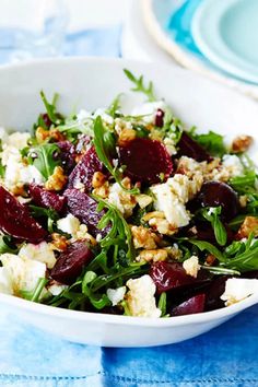 63 Christmas salads that are more than just a side | Better Homes and Gardens Honey Balsamic Vinaigrette, Easy Summer Salad, Beet And Goat Cheese, Balsamic Vinaigrette Dressing, Fresh Summer Salad, Vegetarian Chicken, Christmas Recipes Easy, Beetroot Salad