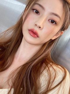 Korean makeup looks winter Makeup Ala Korea, Makeup Korean Style, Makeup Asia, Makeup Ulzzang, Korean Natural Makeup, Asian Makeup Looks, Mekap Mata, Korean Makeup Look, Korea Makeup