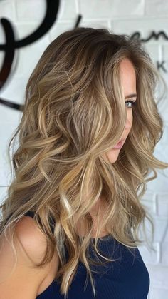 25 Dirty Blonde Hair Color Ideas to Shine Highlight Dirty Blonde Hair, Dark Blonde Hair With Highlights And Lowlights, Dark Blonde With Lowlights, Brown And Blonde Hair Color, Dirty Blonde Hair With Lowlights, Dirty Blonde Hair Color Ideas, Dimensional Hair, Hair Formulas, Hair Doos