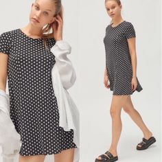 Urban Outfitters Black & White Polka Dot Tee Swing Dress .. With Pockets! Nwt New With Tags Casual Polka Dot Short Sleeve Dress, Polka Dot Mini Dress With Short Sleeves, Casual Polka Dot Mini Dress With Short Sleeves, Casual Polka Dot Mini Dress For Day Out, Casual Polka Dot Dress For Day Out, Casual Short Sleeve Dresses By Urban Outfitters, Urban Outfitters Casual Short Sleeve Dresses, Casual Black Dresses By Urban Outfitters, Urban Outfitters Dress