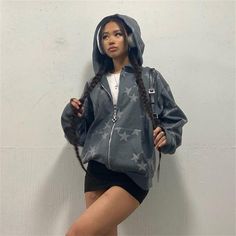 Description：FashionSierra - Vintage Star Graphic Hoodies window.adminAccountId=240039567; Geometric Clothing, Star Graphic, Couples Sweaters, Moda Streetwear, Streetwear Mode, K Fashion, Y2k Clothes, Vintage Star, Hoodie Outfit