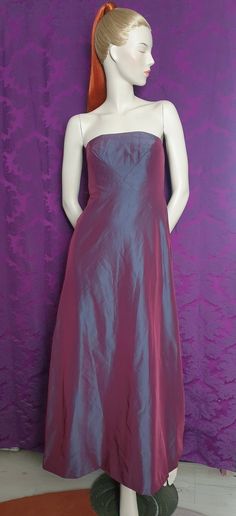 Pink Taffeta Evening Dress For Formal Occasions, Purple Satin Evening Gown, Silk Evening Dress With Fitted Bodice In Purple, Pink Taffeta Evening Dress For Party, Fitted Silk Satin Dress In Purple, Purple Silk Evening Dress With Fitted Bodice, Purple Silk Gown For Gala, Purple Party Dress With Bias Cut, Purple Satin Ball Gown Evening Dress